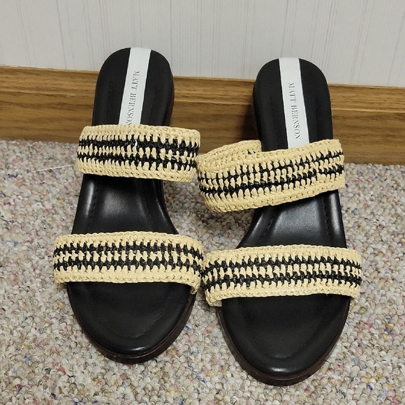 Matt Bernson Black and Cream Women's Sandals Ceylon Sz 9 NWOT - Picture 1 of 7